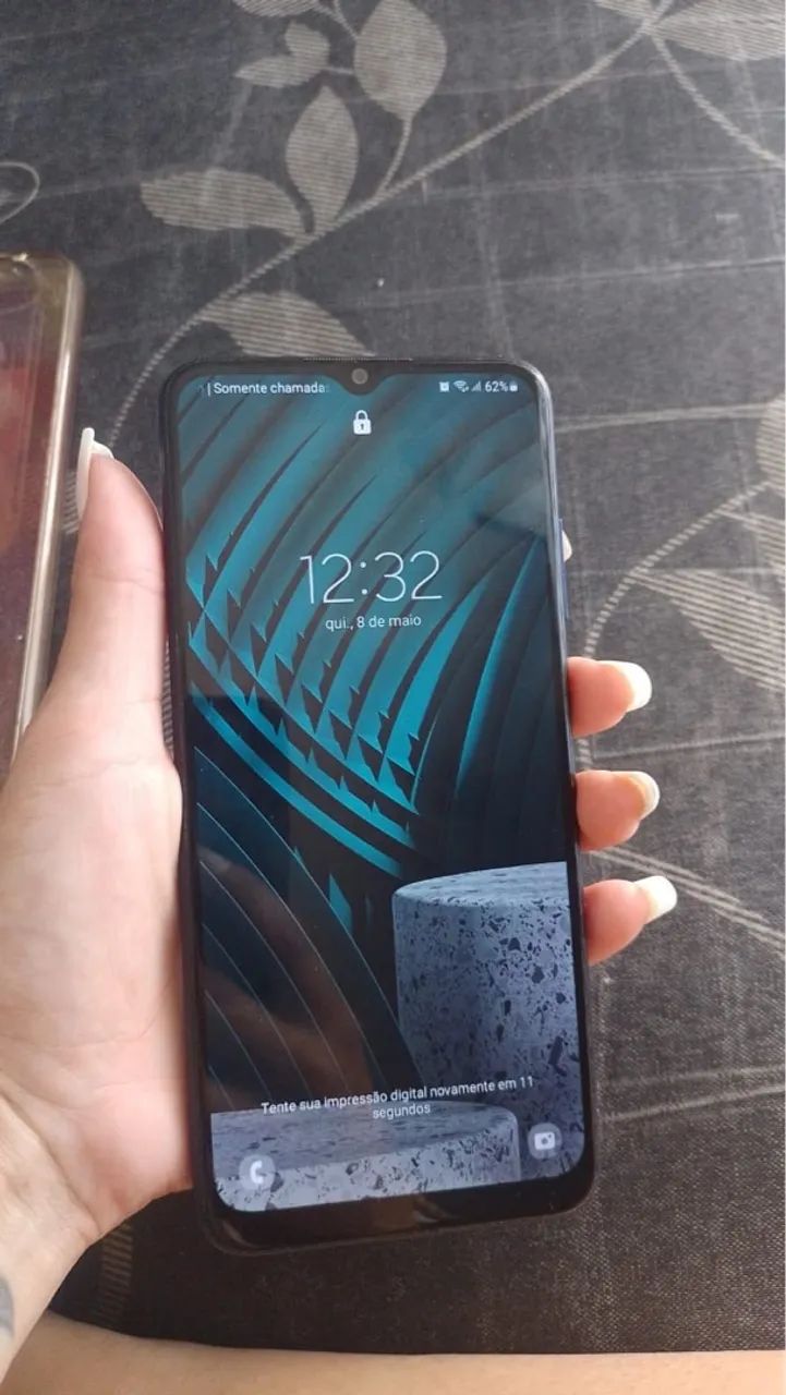 Celular otimo estado vendendo pq ganhei outro 