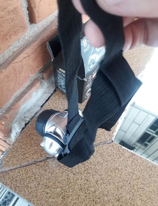 Lanterna de Cabeça LED Bailong BL-050 - Foto 4