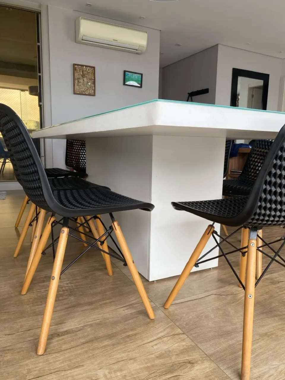 Mesa com tampo de Vidro Temperado
