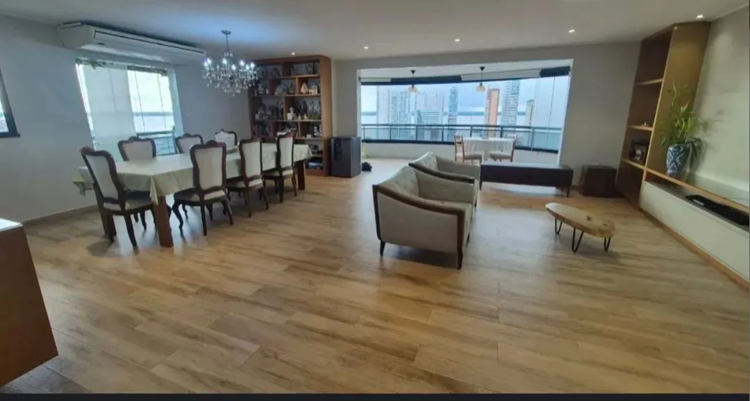 Ed. Montvert - 250m² - 4 suítes - 3 vgs - R$ 2.750.000
