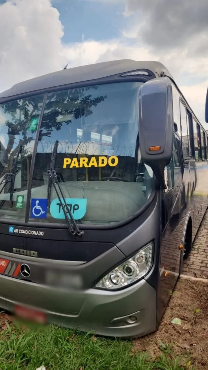 Onibus rodoviário Caio 2012 com ar condicionado
