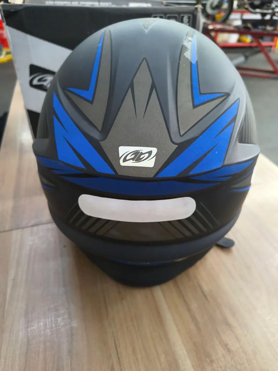 Capacete R8 NOVO (sem uso) - Foto 2