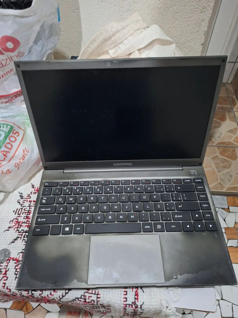Notebook  4GB RAM + SSD 120GB, Funcionando, Carregador Original - Foto 3