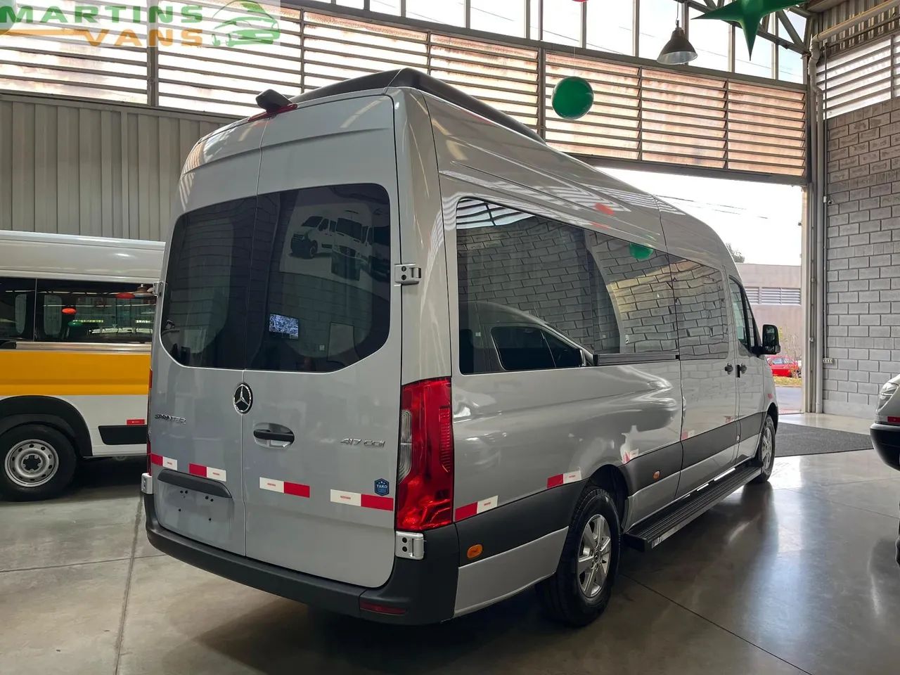 SPRINTER 417 2026 20 LUGARES ZERO KM BANCADA EXECUTIVA! PRATA 2025/2026 - Foto 4