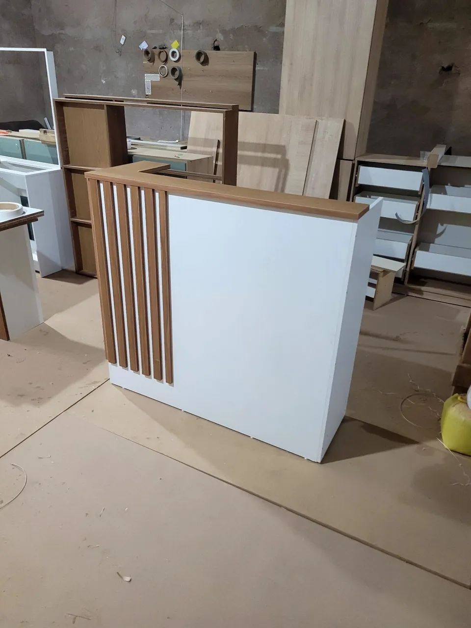 Fabricamos Balcão caixa e recepção por encomenda  - Foto 3