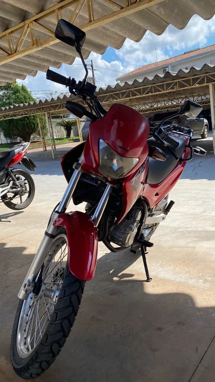 Falcon 2003 !!! Revisada!!! Impecável!!! Aceita troca em automóvel!