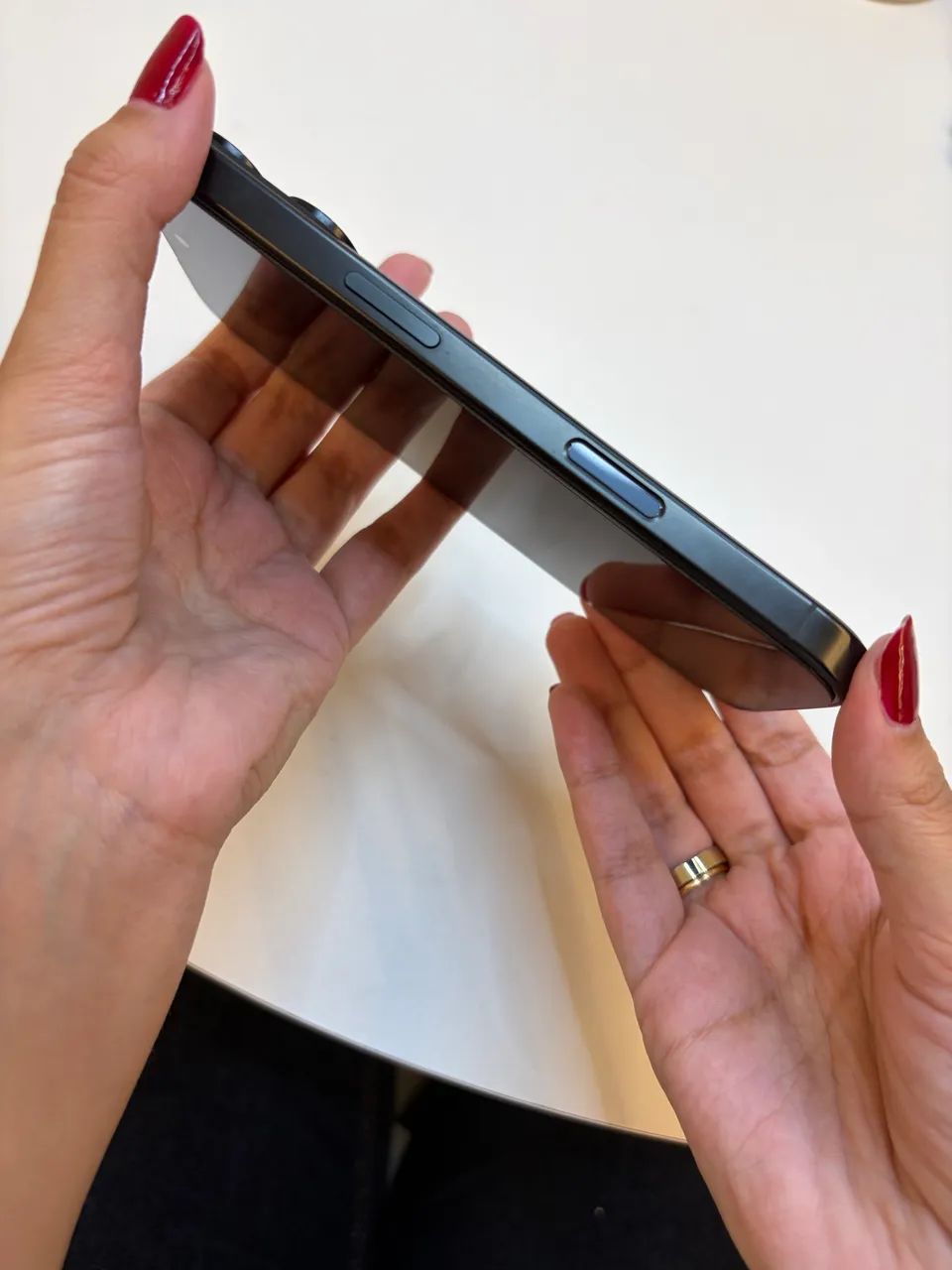 iPhone 16 Pro - (Bateria 97%) - PERFEITO ESTADO - Foto 3