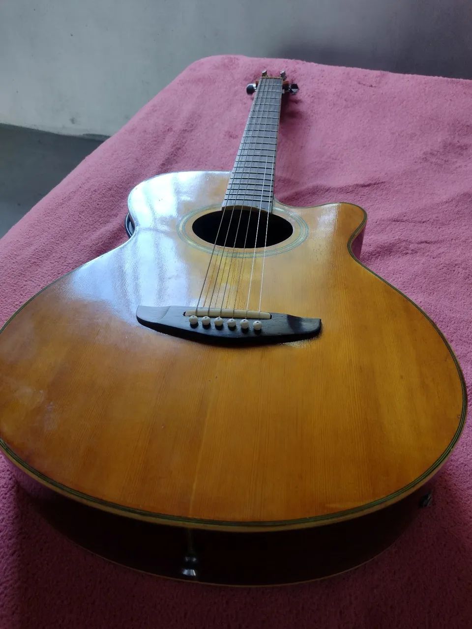 Vendo um Violão Tagima  - Foto 3