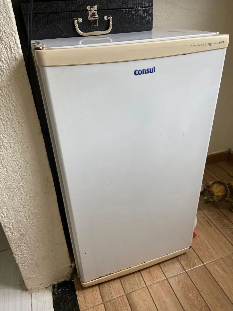 Vendo Geladeiras e freezer.  - Foto 2