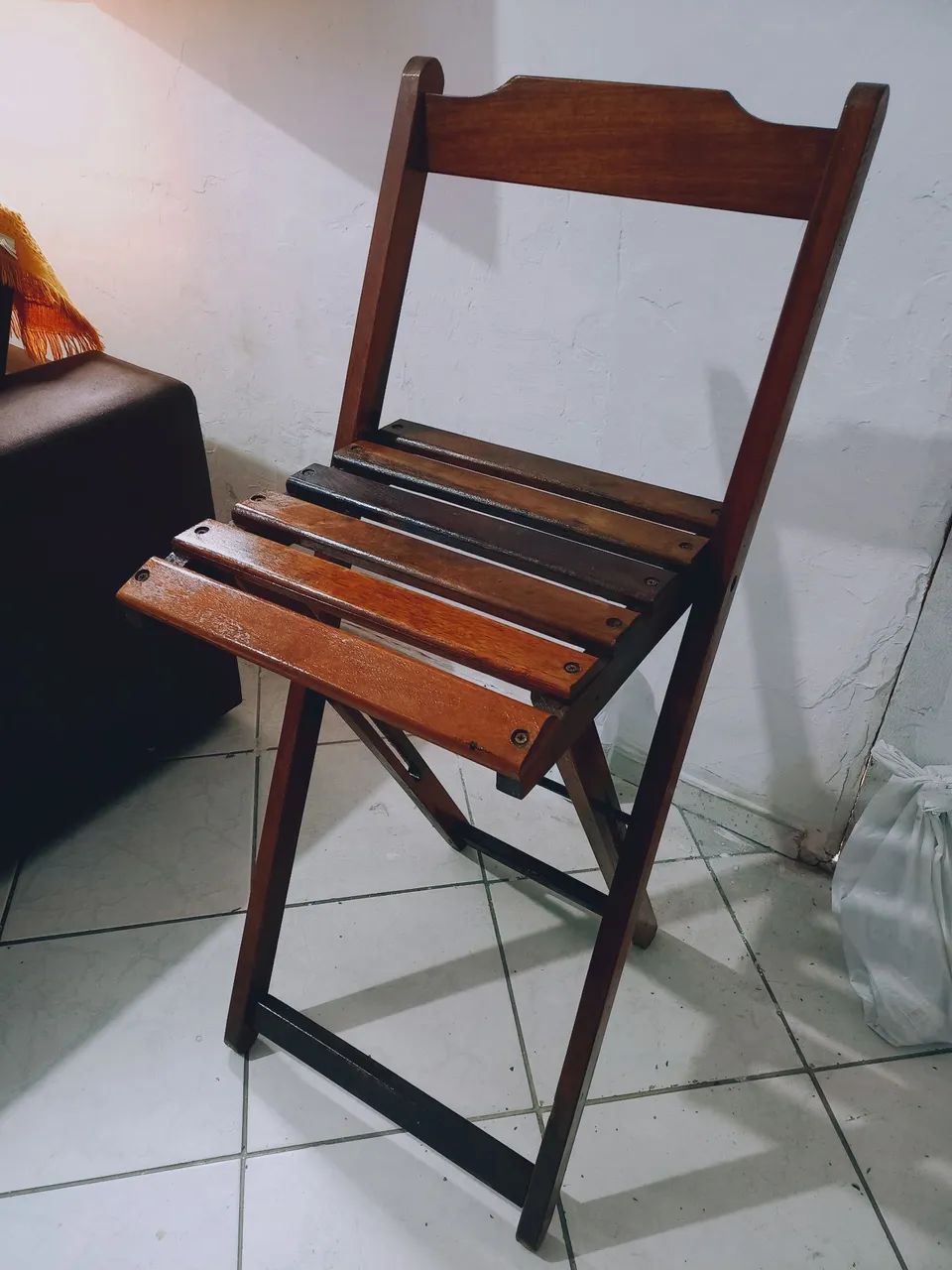 Cadeiras de madeira para balcão 