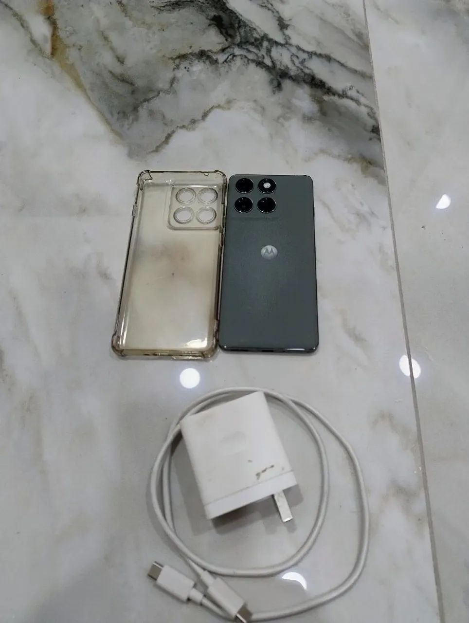Moto Edge 60 pro excelente estado completo  - Foto 3