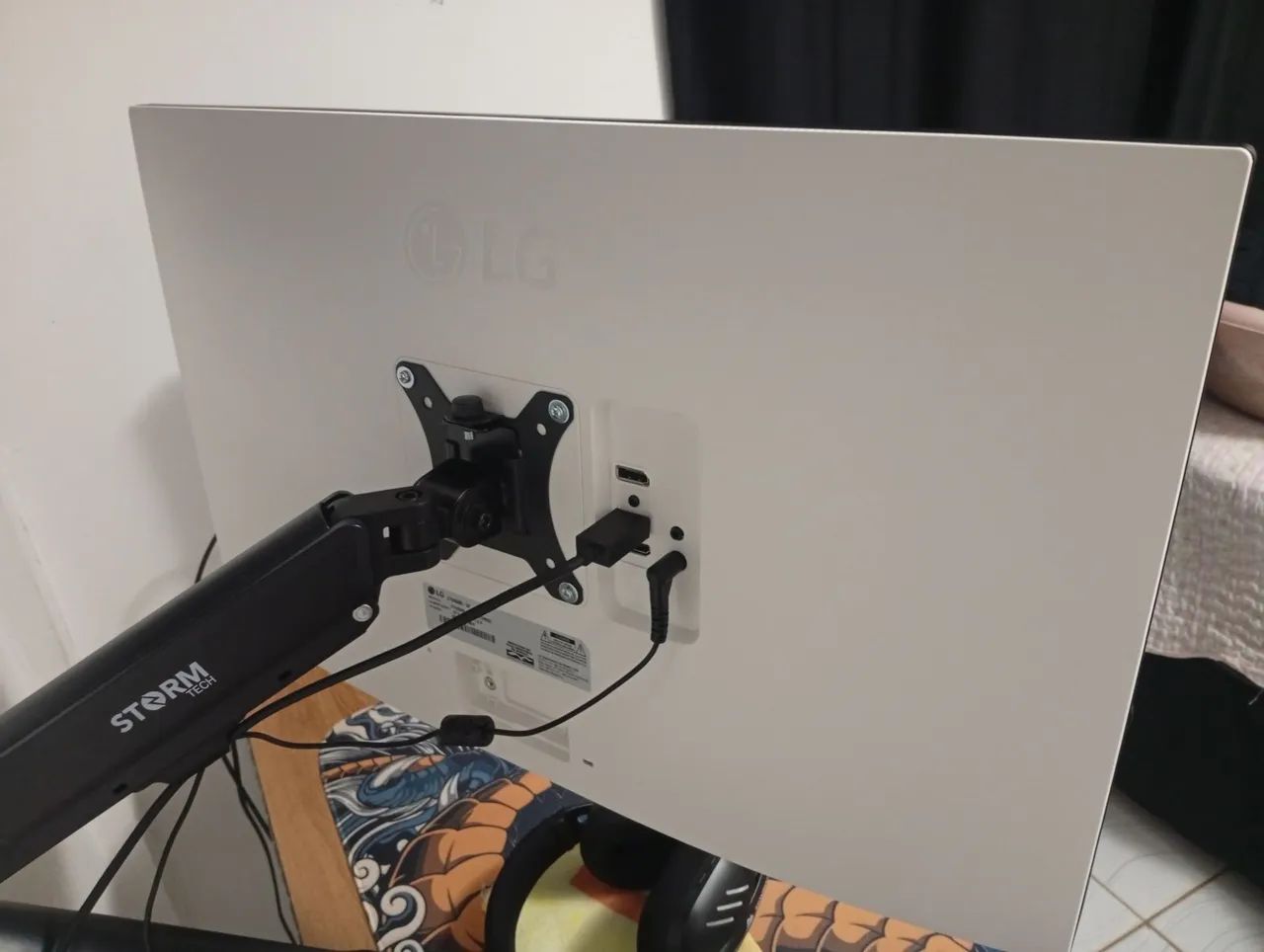 Monitor ultrafine LG 4K 27 polegadas tela ips UHD com HDR10 somente uma semana de uso!!!  - Foto 5