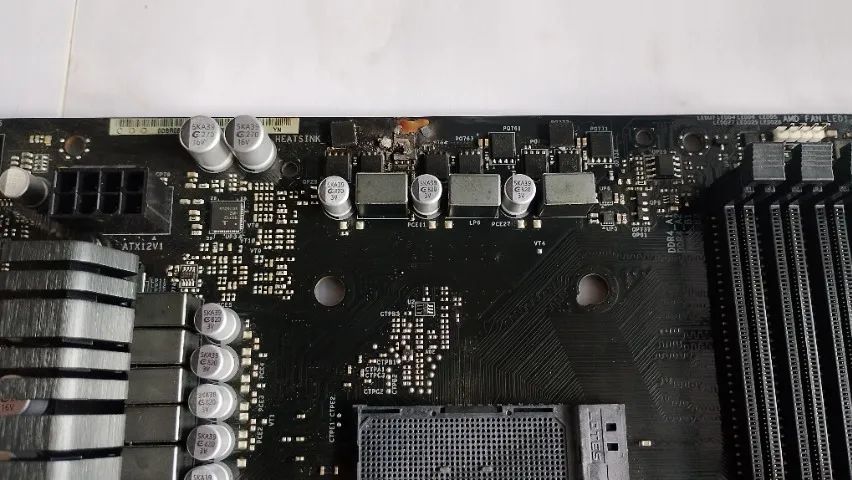 Placa-mãe ASRock B450 Pro4 (com defeito. P/conserto ou retirar componentes) - Foto 5