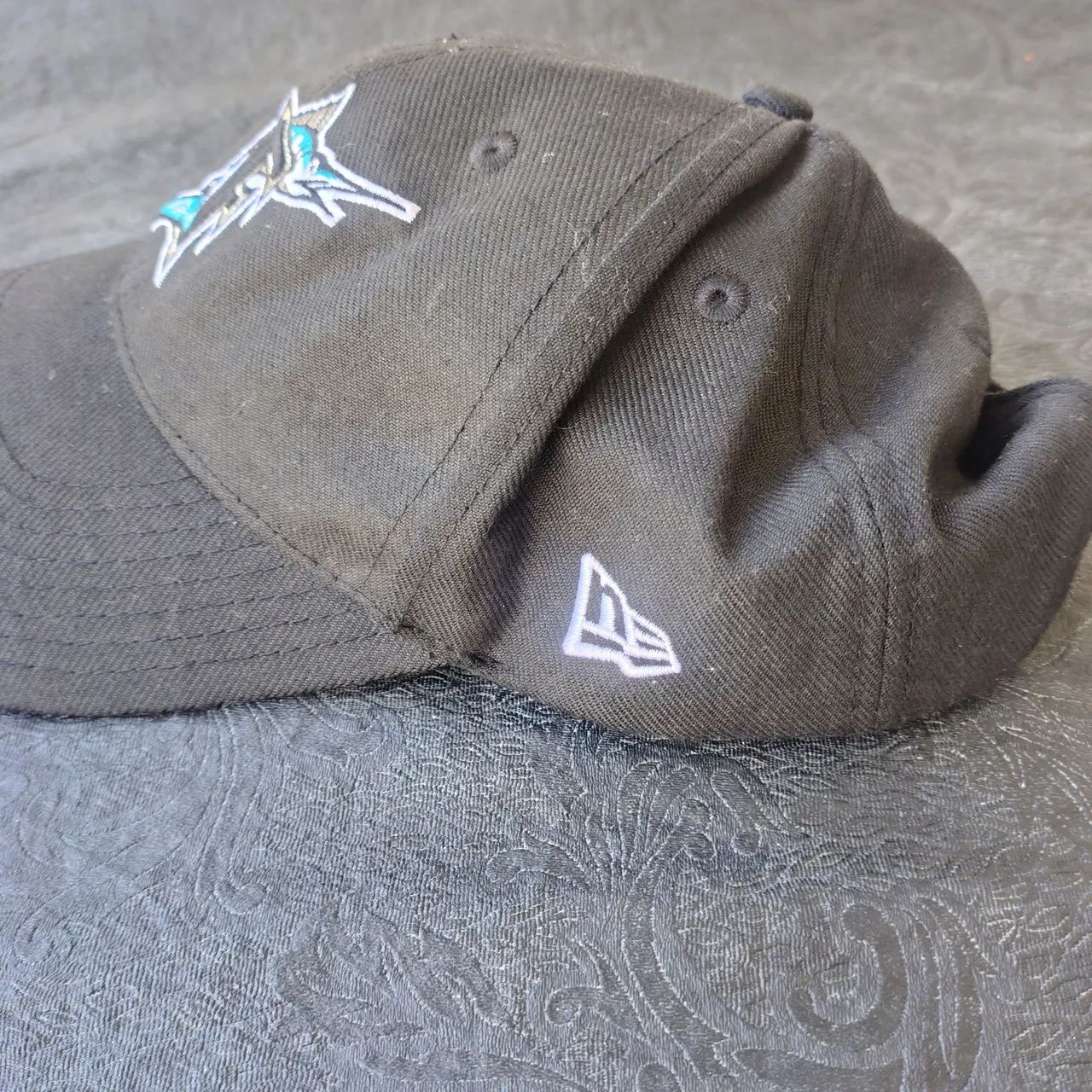 Boné marca New Era. Novo, original, unissex, tamanho reajustavell, time Marlin's Flórida. - Foto 2