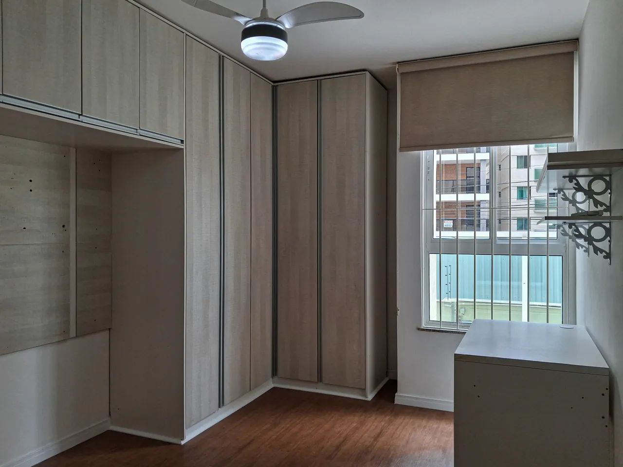 Apartamento com varanda e área externa para locação - Foto 5