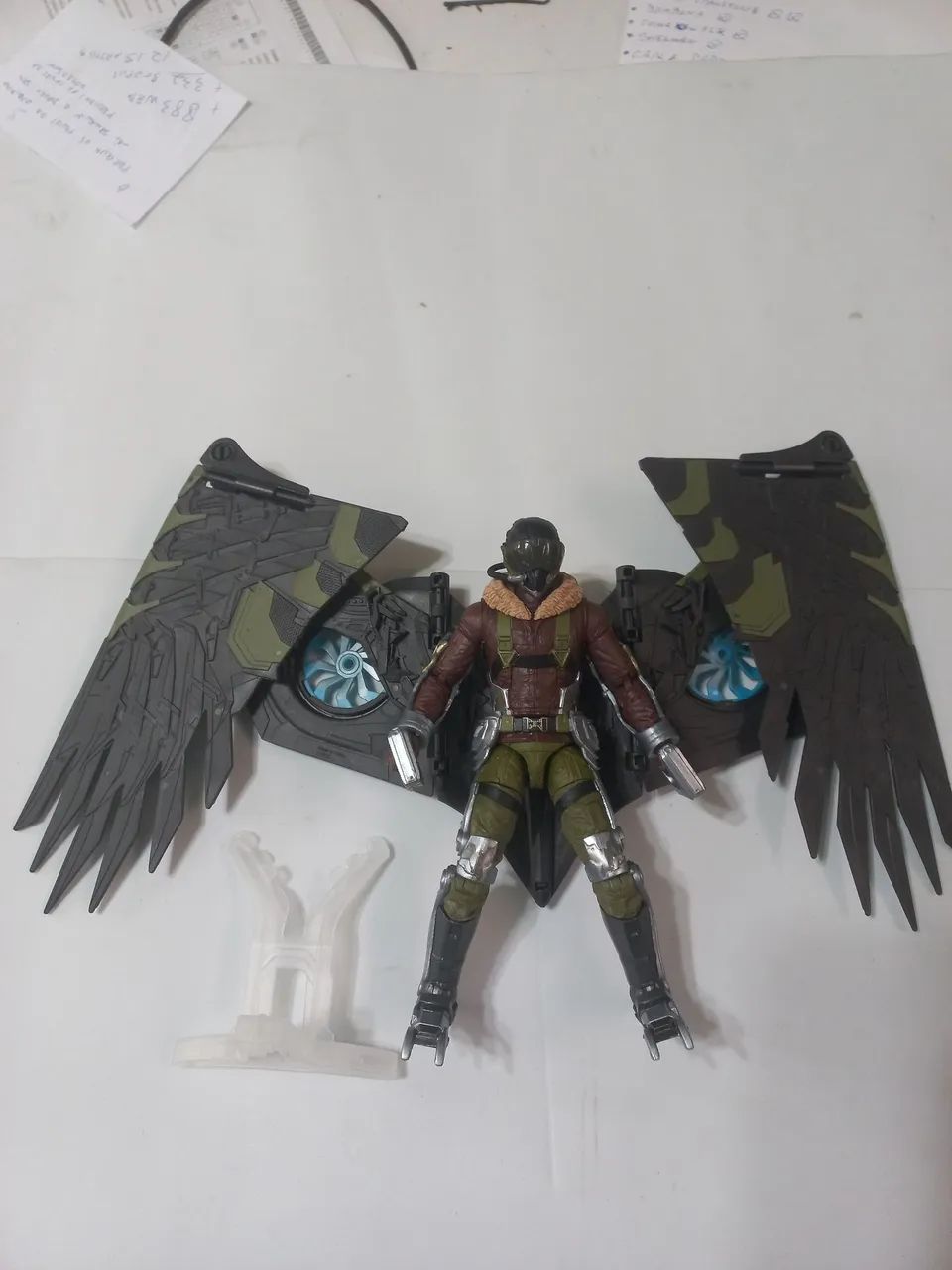 Boneco Abutre Marvel Legends MCU (impecável com base)