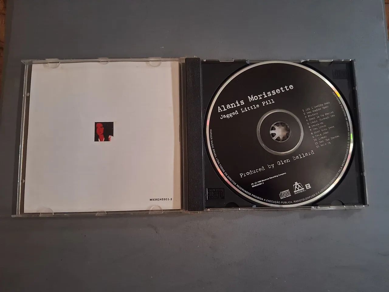 Cd Alanis Morisette Jagged Little Pill - Foto 2