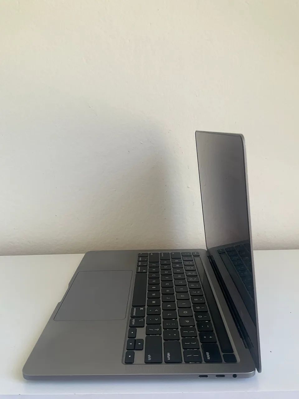 Macbook Pro 4 ports 2020 i7 Touch Bar 32gb RAM 2Tb ssd A2251 $4299
