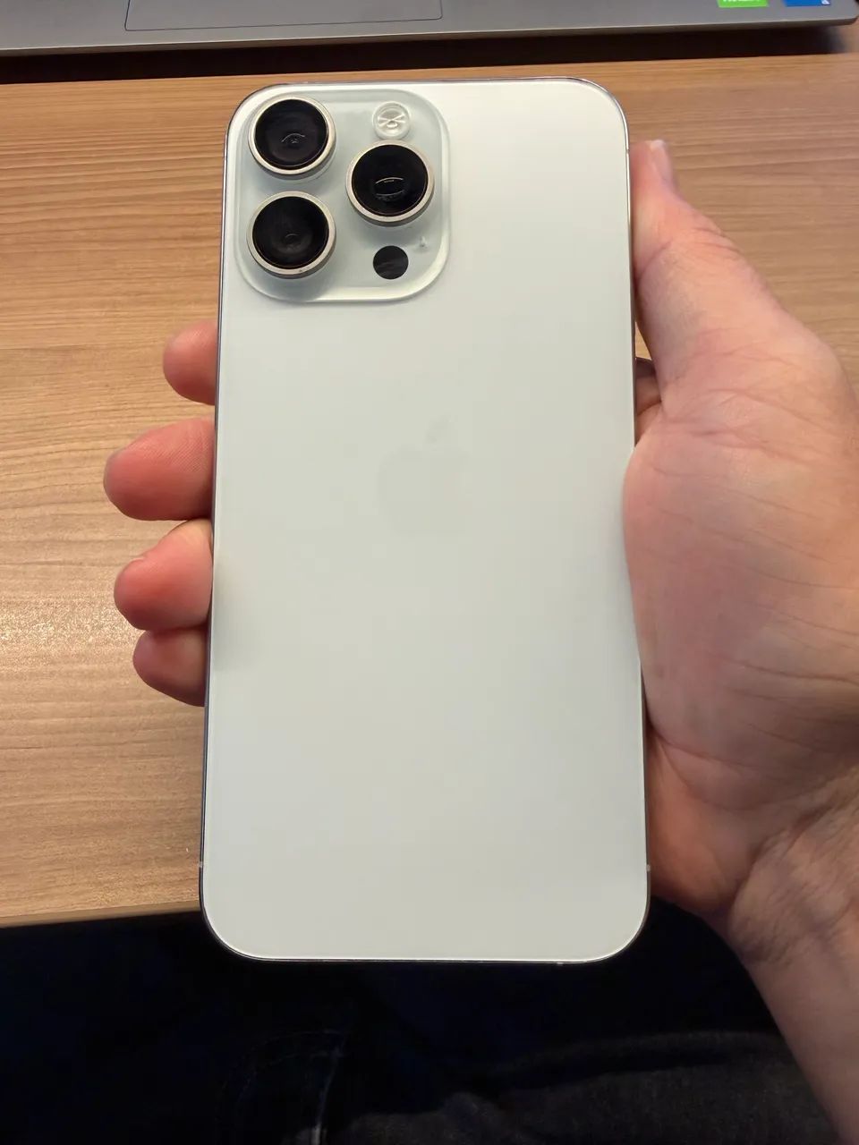 IPHONE 15 pro max - Foto 2