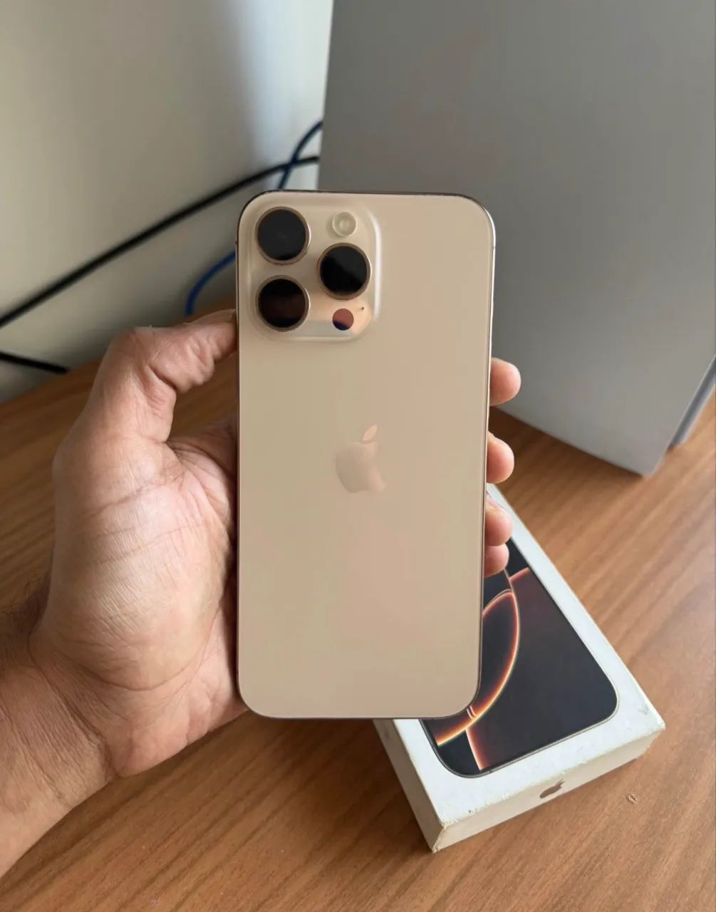 iPhone 16 Pro Max 256GB - Foto 3