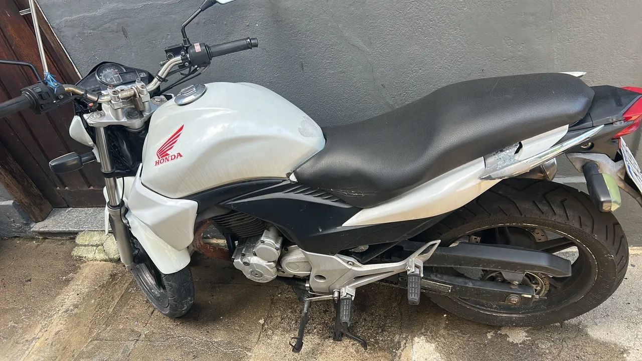 Cb 300 R super nova 