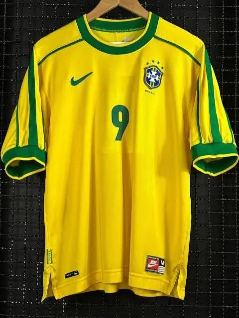 Brasil Retrô 1998( Ronaldo 9) - Foto 2