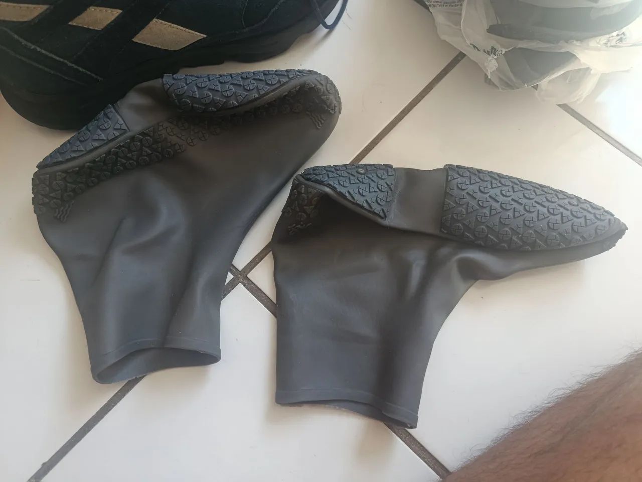 Sapato Tênis 43 + acessórios - Foto 4