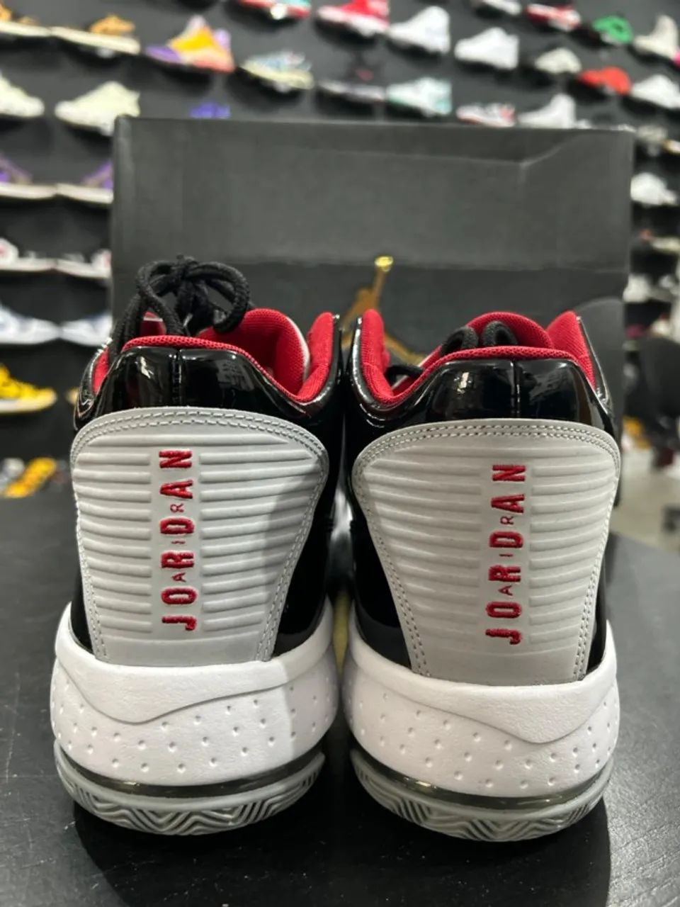 AIR JORDAN MAX AURA 2 - Foto 5