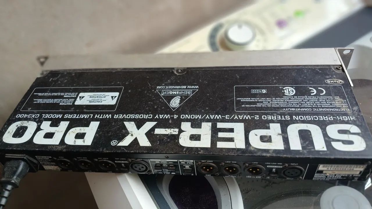 Crossover behringer super-x pro - Foto 2