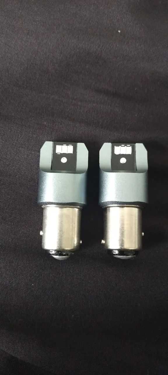 Lâmpada P21 LED - 2 polos
