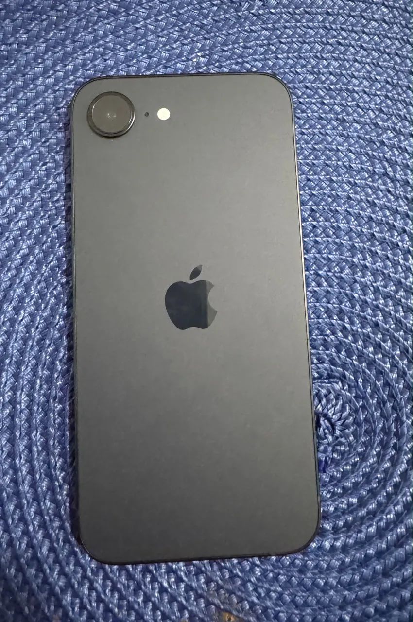 Vendo IPhone 16e (Funcionando perfeitamente)