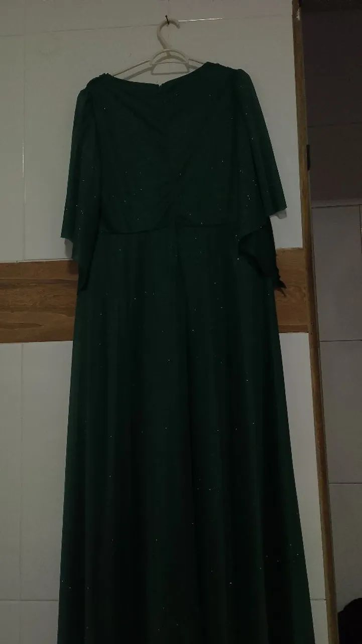 Vestido de gala verde novo - Foto 2