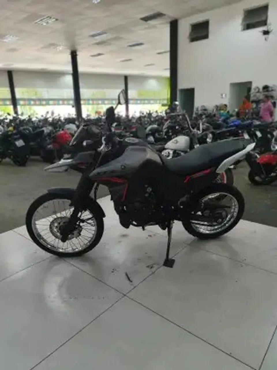 YAMAHA XTZ 250 LANDER CONNECTED - Foto 3
