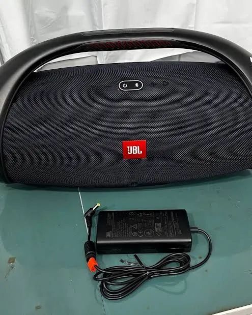 Vendo uma bommbox 2 - Foto 3