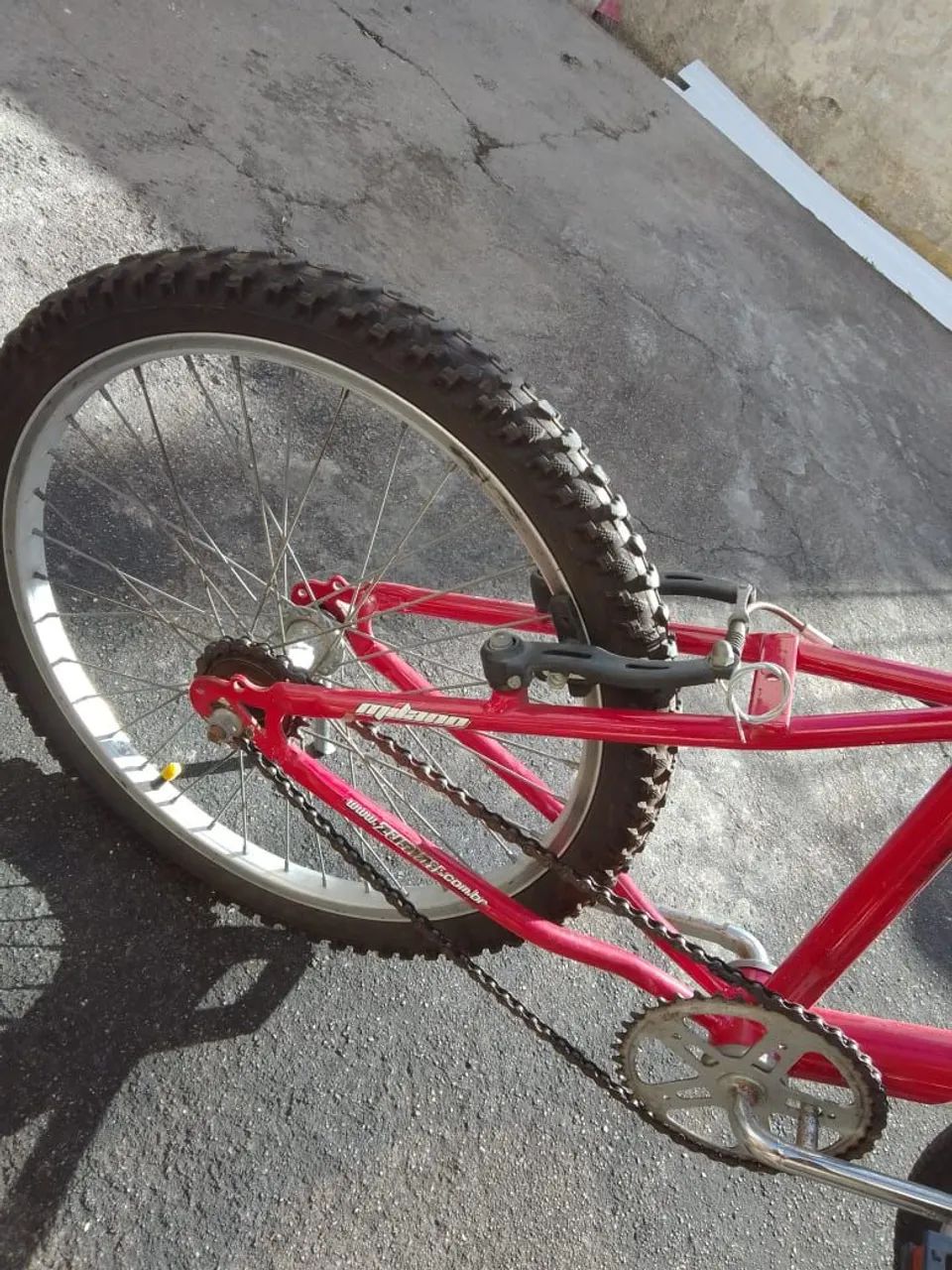 Bicicleta Zummi Milano aro 20 vermelha e branca - Foto 4