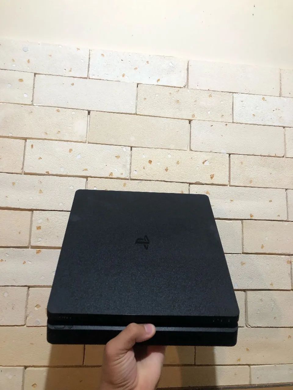 PS4 SLIM - TROCO iPHONE  - Foto 3