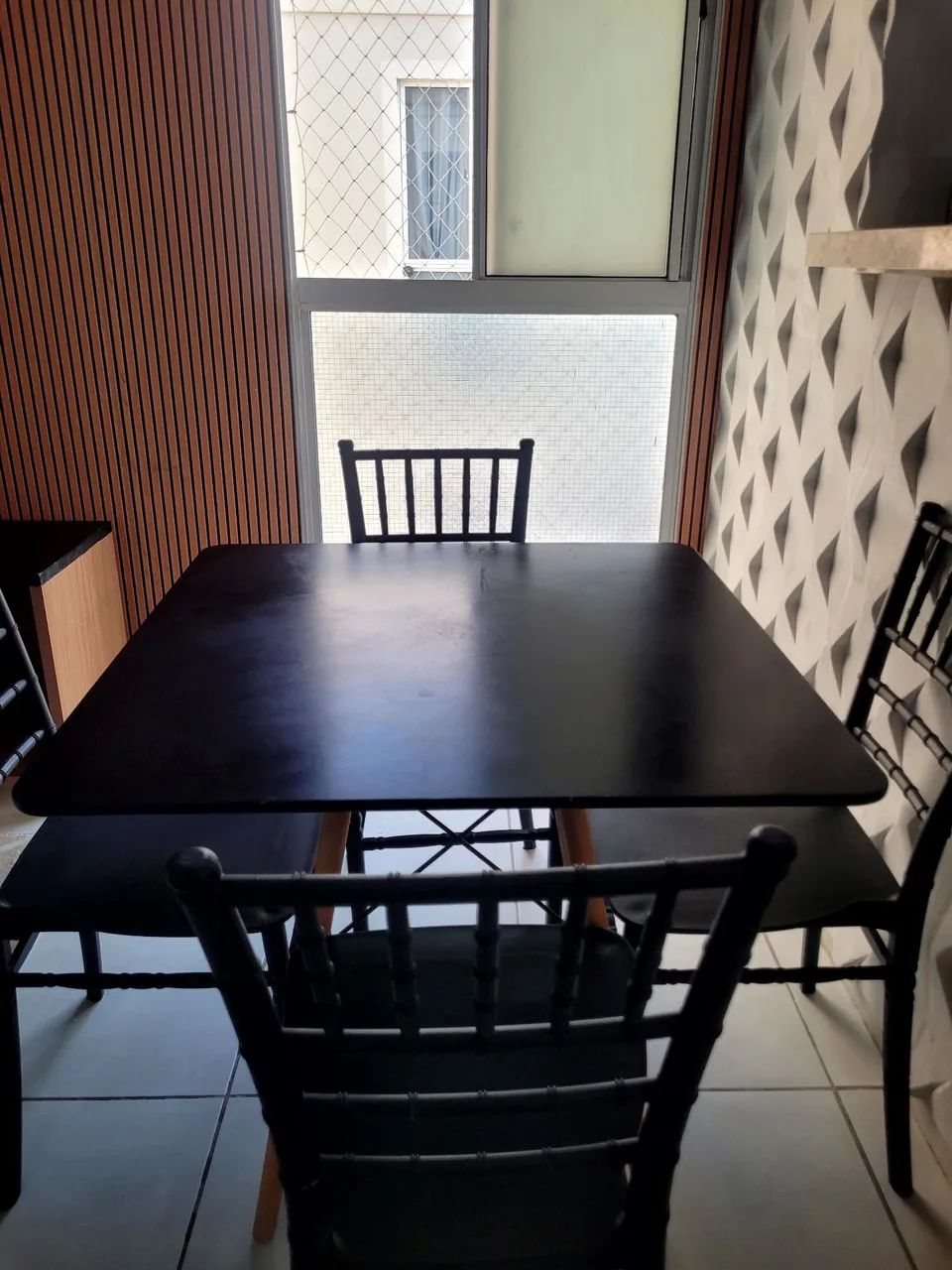 Mesa Eiffel com 4 cadeiras  - Foto 3