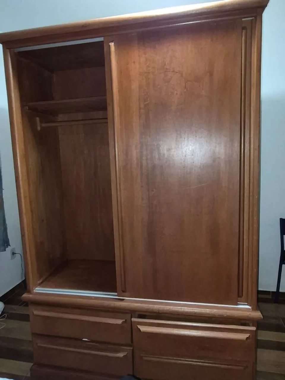 Guarda roupa de Madeira Maciça  - Foto 2