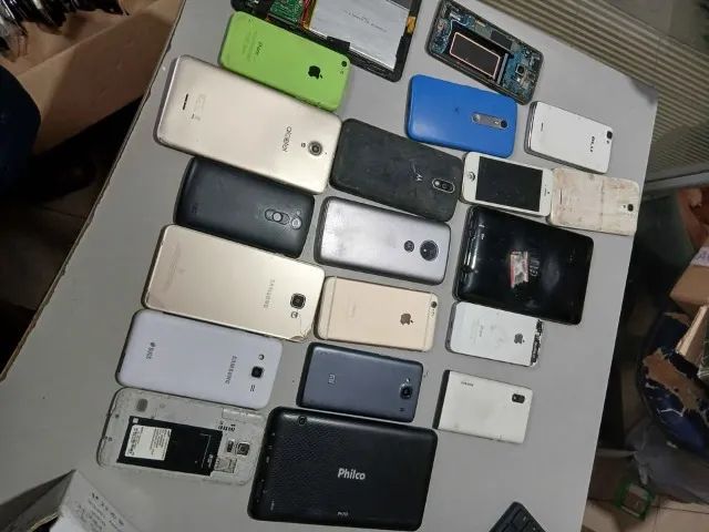 Lote e celulares e tablets no estado