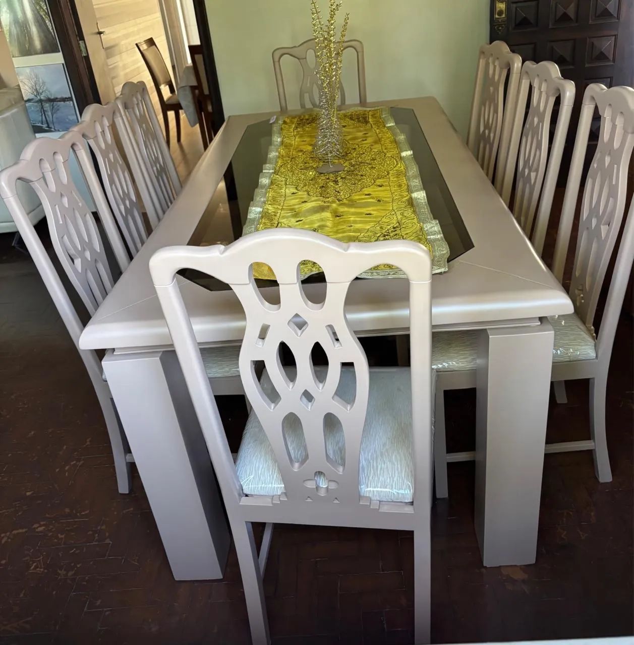 Mesa de Jantar Clássica 2,00 m com 8 Cadeiras - Madeira Maciça - Foto 3