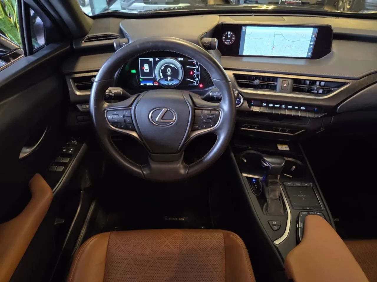 Lexus UX-250h Luxury 2.0 16V Aut.(hybrid), foto 7 de 20