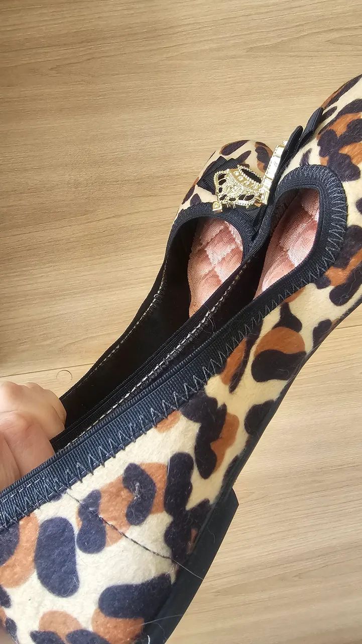 sapatilha moleca com estampa de onça - Foto 4