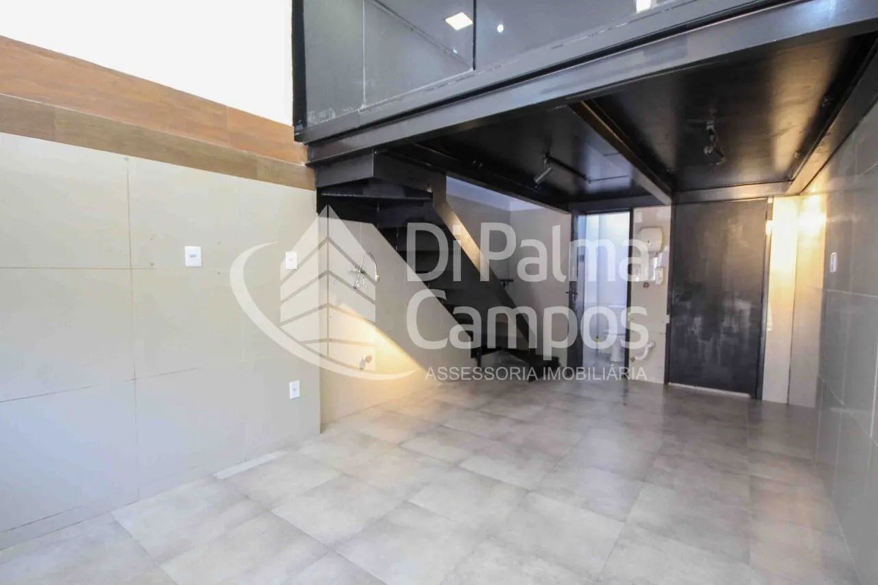 Salão comercial com 28m² e mezanino próximo a Bosque da Saúde. - Foto 3