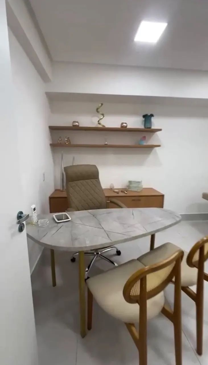 Sala comercial pronta para atendimento 