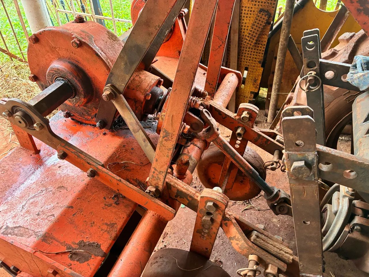 Enxada rotativa Lavrale 