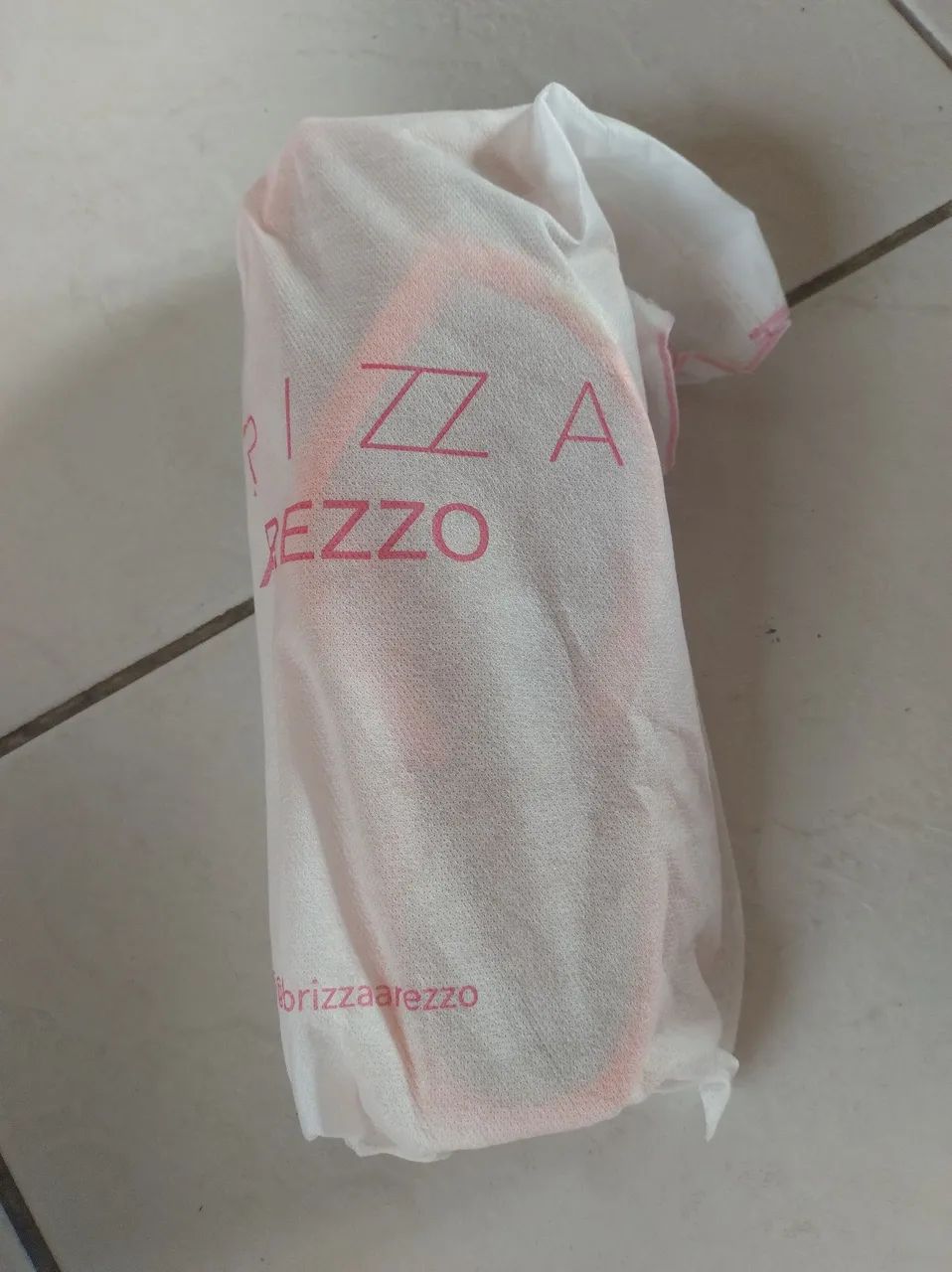 Sandália rasteirinha Brizza Arezzo, N° 39, Nova. Sem uso.  - Foto 2