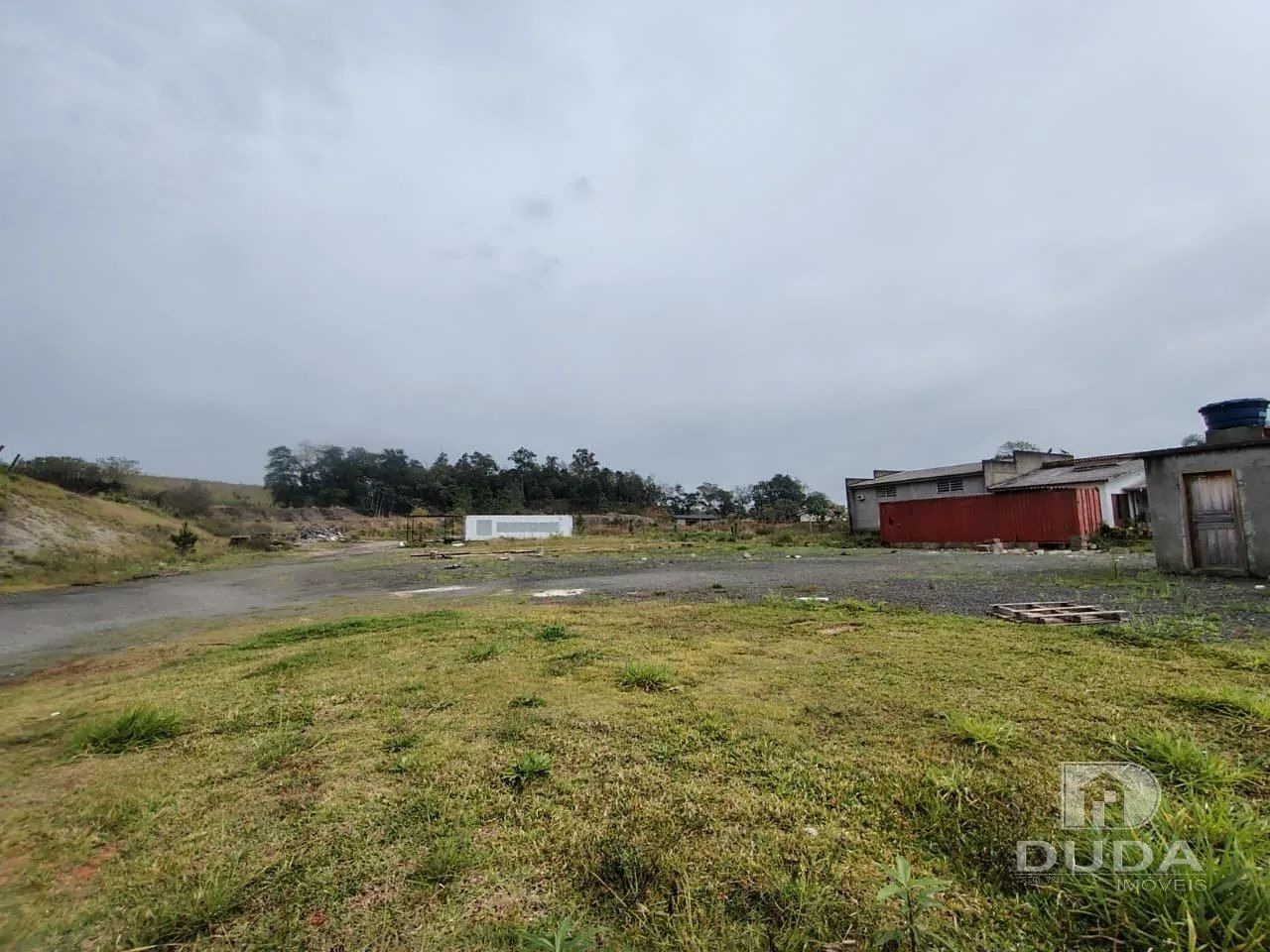 TERRENO BEM PRÓXIMO AO ROSSO RESTAURANTE