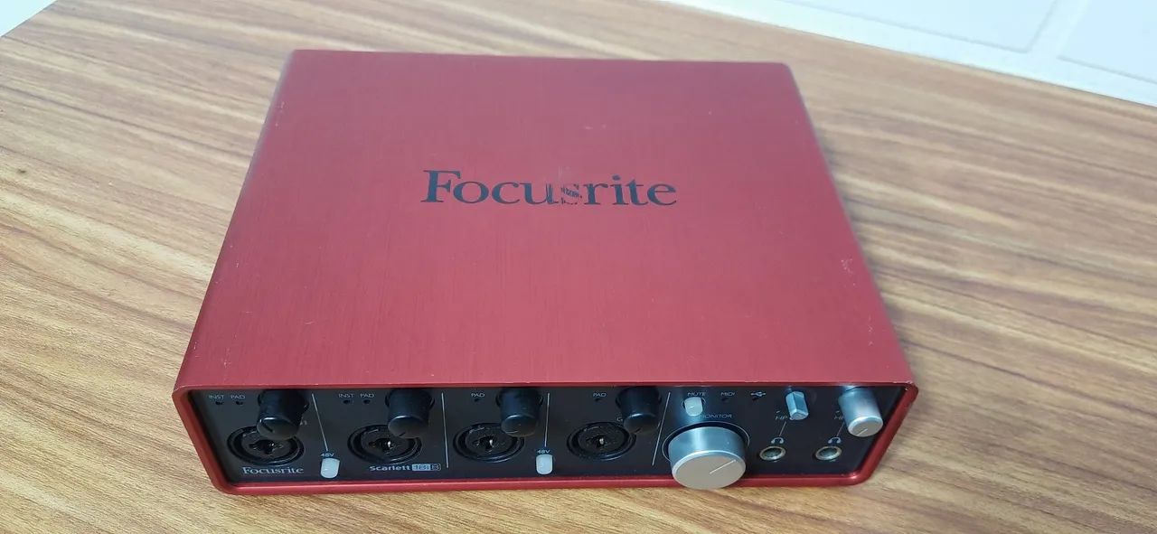 Interface focusrite scarlett 18i8