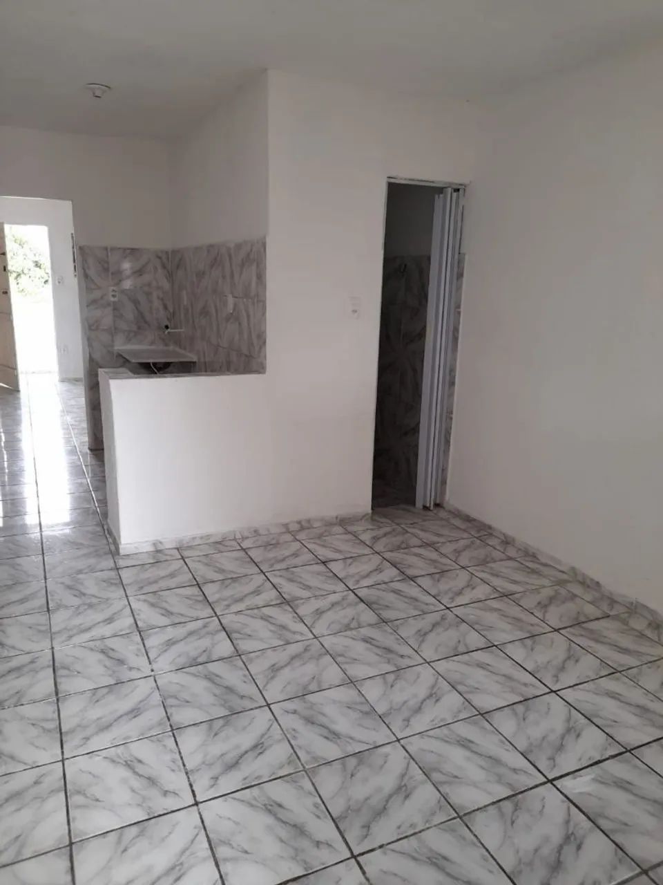 (Alugo) Casa ótima | Francisco Sá  - Foto 4