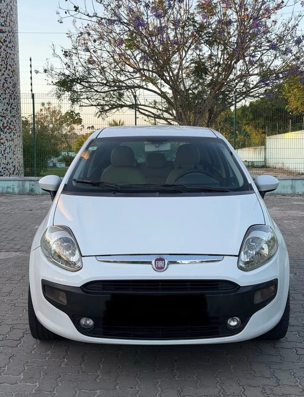 Fiat Punto ESSENCE 1.6 DUALOGIC FLEX 2013